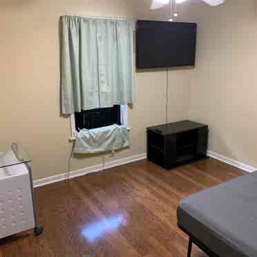 Room for rent in Atlantic Beach!