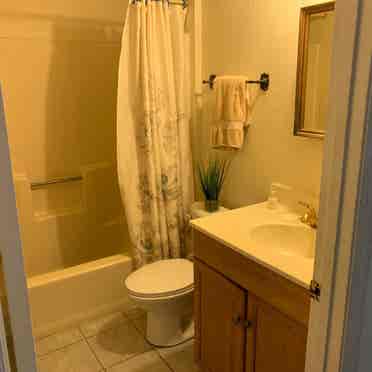 Room for rent in Atlantic Beach!