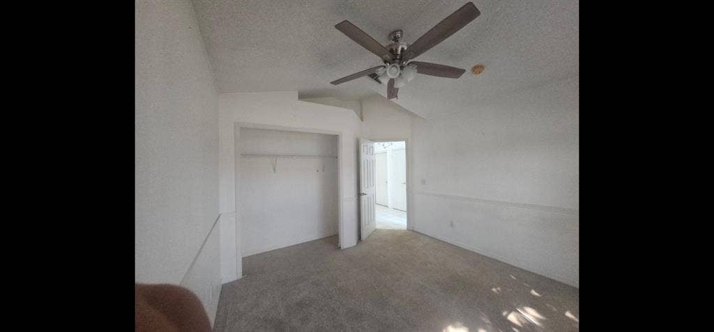 Master bedroom prvt bathrom all inc