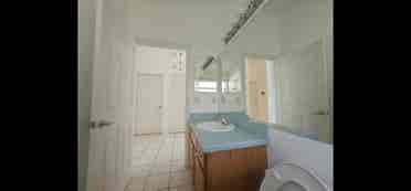 Room private bathroom all included