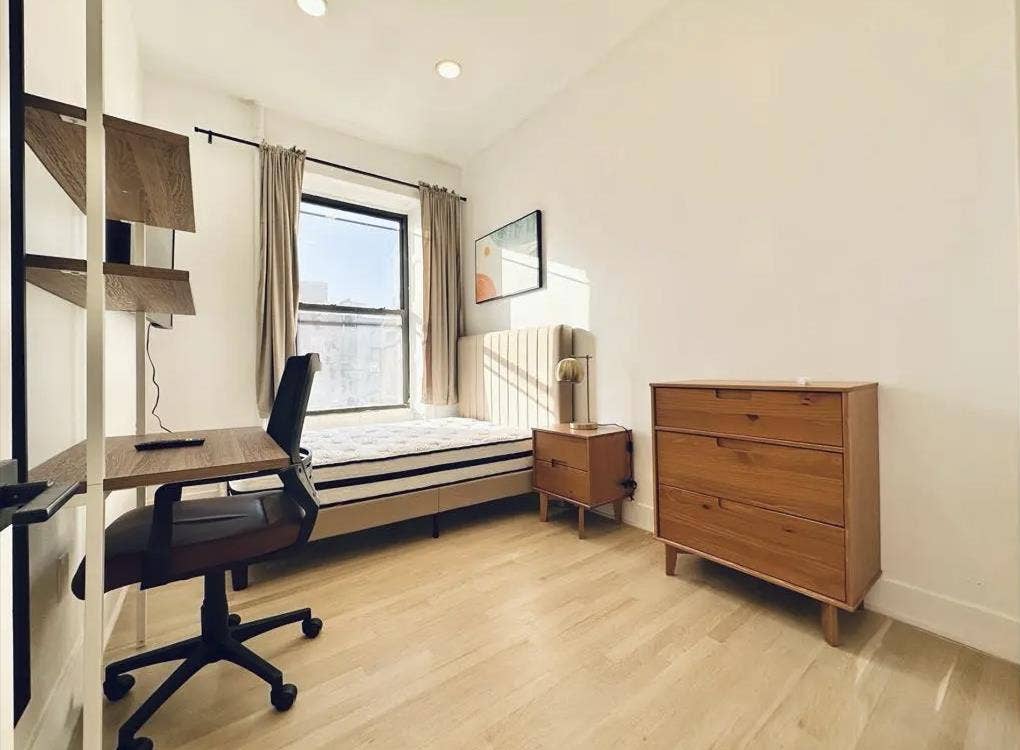 Furnished Room Clinton H Private BA