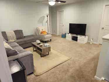 Furnished/Unfurnished Room