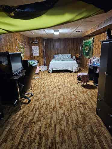 Full basement room available