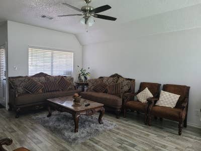 Room for rent in Carroltton,TX