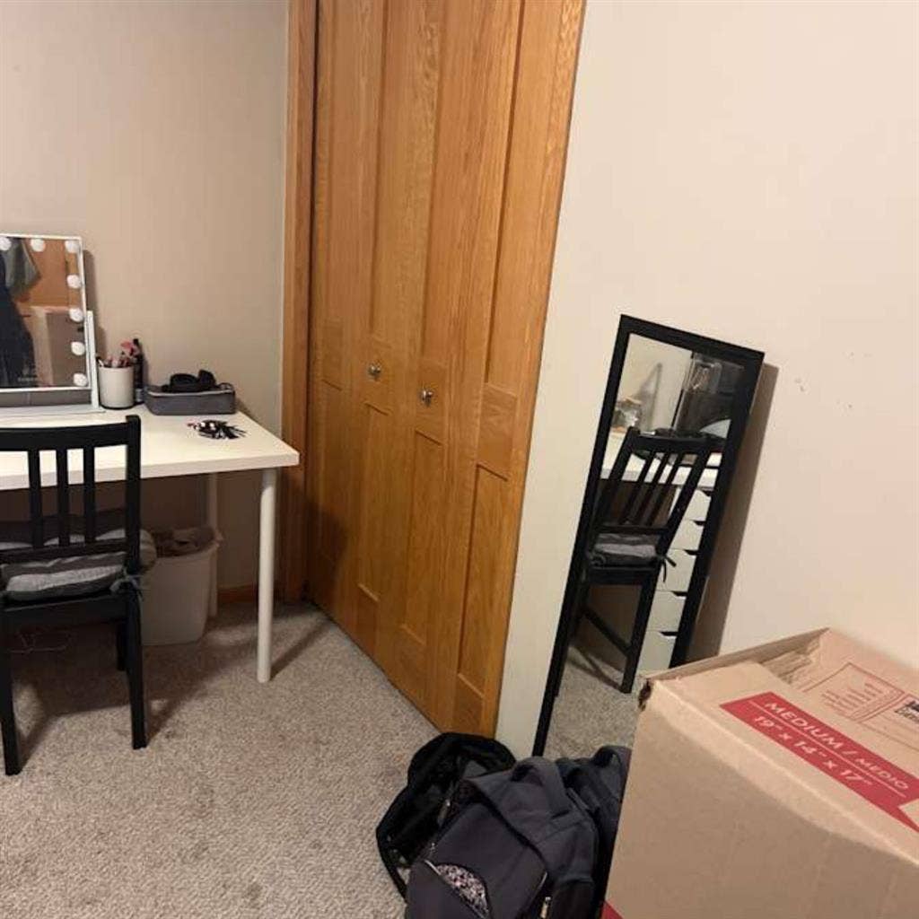 Roommate Wanted!