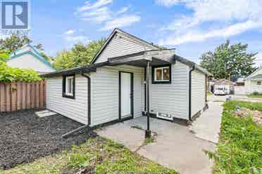 Newly renovated 3 bed 2 bath house 