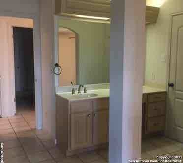 1 BR in Windcrest