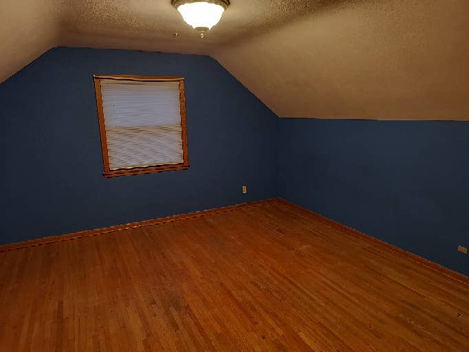 Big Room for Rent in South St Paul