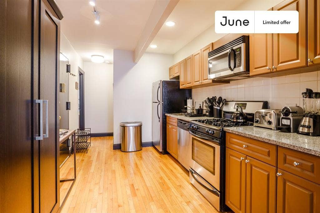 3 BR in New York City