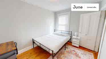 4 BR in Boston