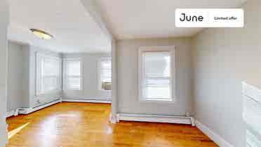 4 BR in Boston