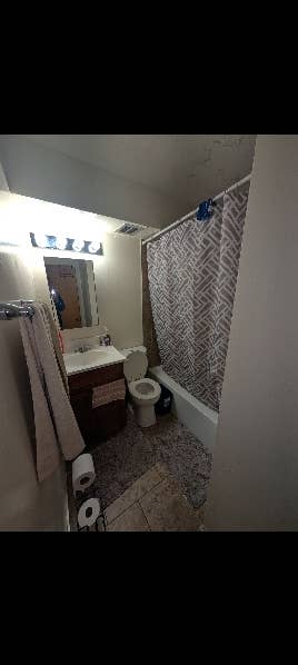 University inn- Studio apartment