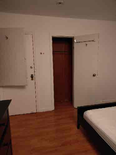 PRIVATE FURNISHED ROOM TO RENT