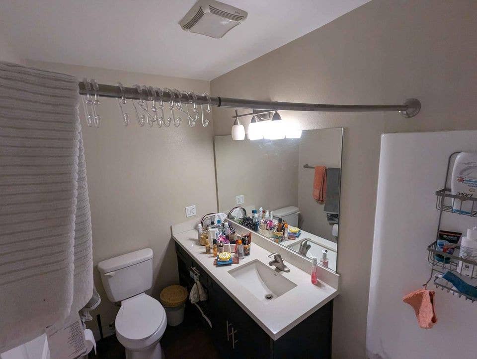 Private Room w/ bathroom