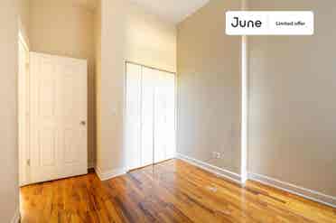 3 BR in Chicago