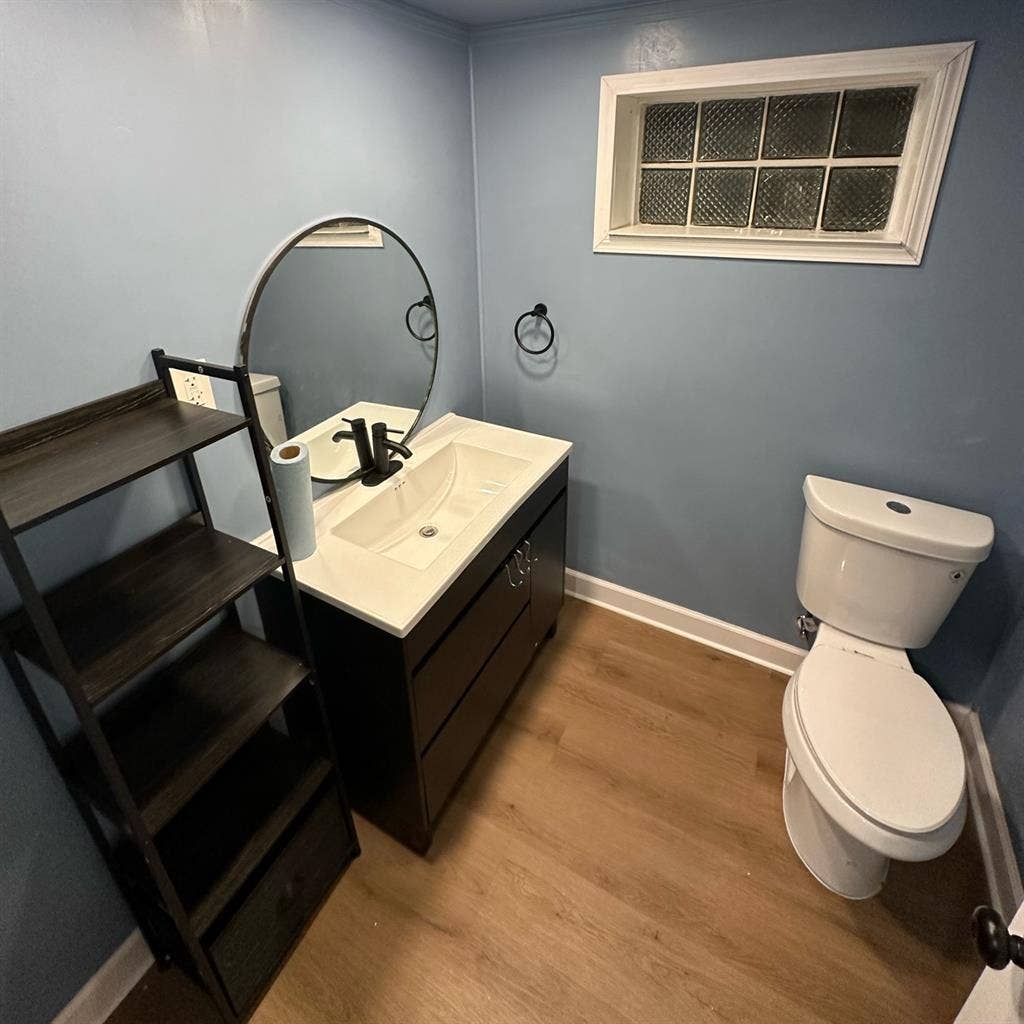 2 room, private living area / bath