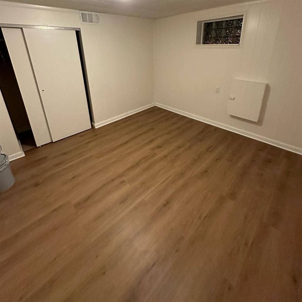 2 room, private living area / bath