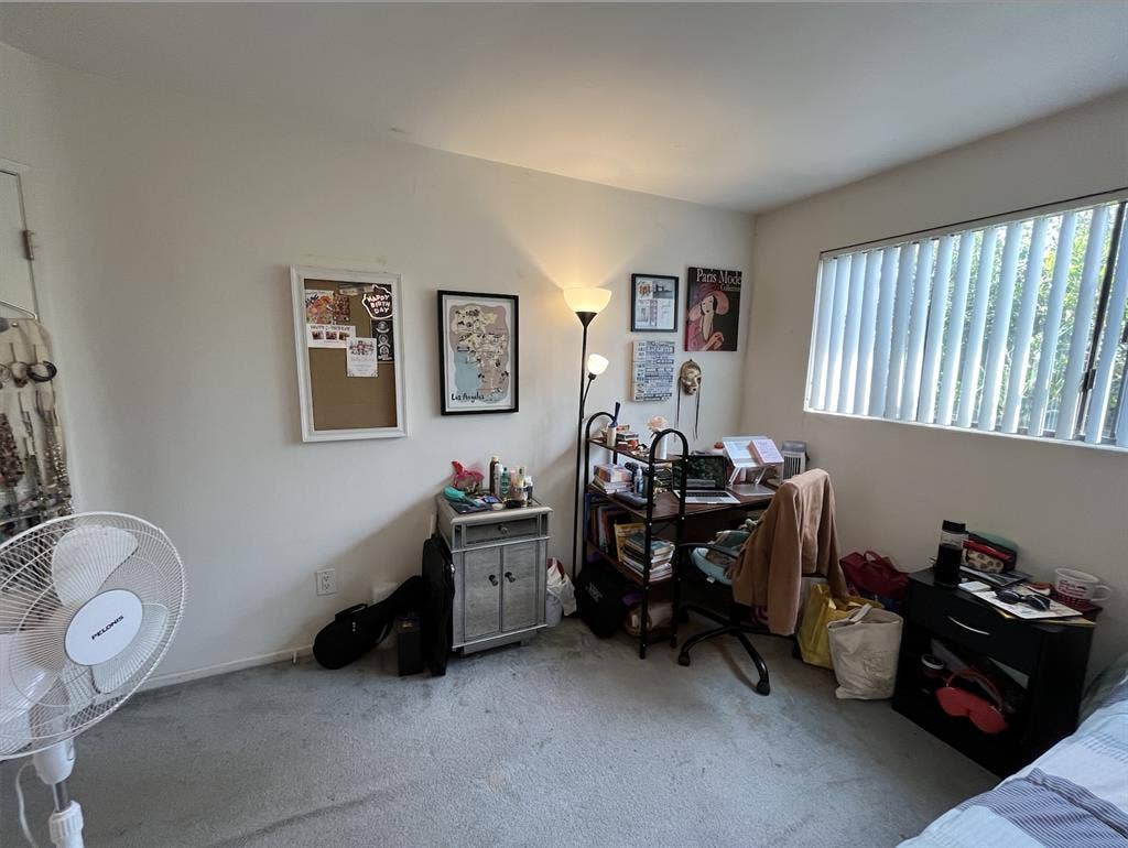 Room for rent in Santa Monica!