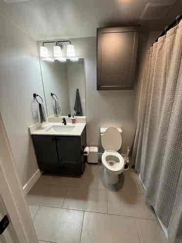 Luxury B West Campus Sublet Jan