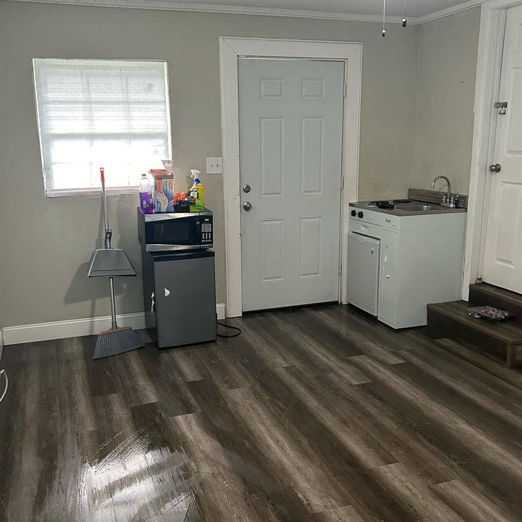 Studio near downtown Lakeland