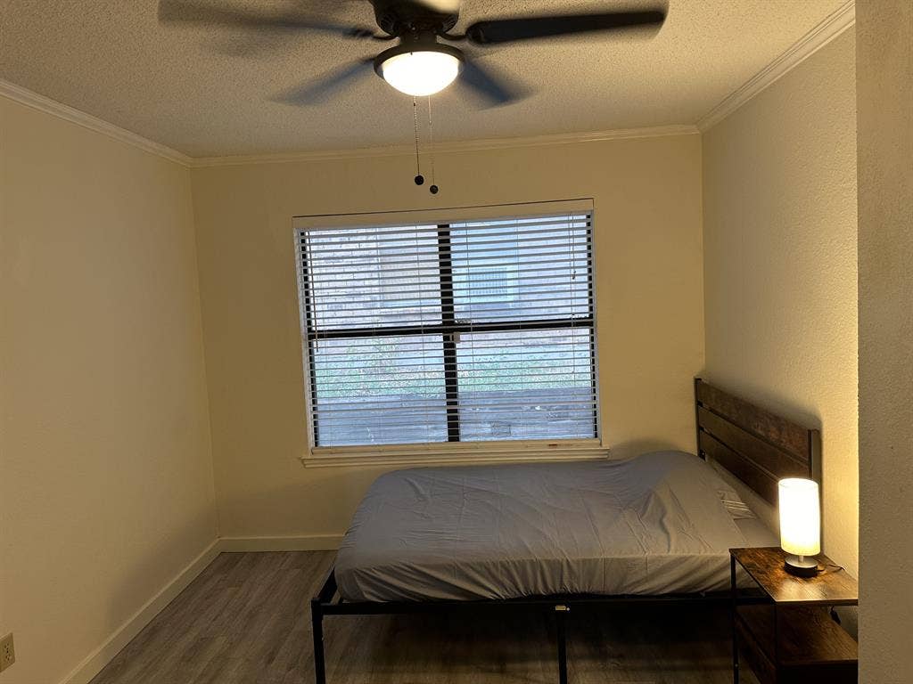 🏠 Room Available in Fort Worth