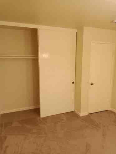 2 rooms for rent in Mission Valley.