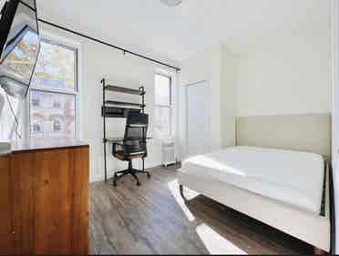 Furnished Room in Ridgewood