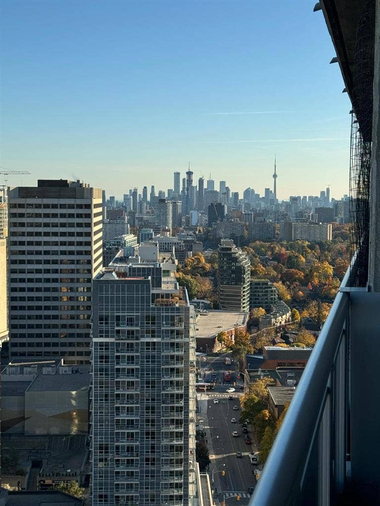 Furnished Studio Yonge & Eglinton