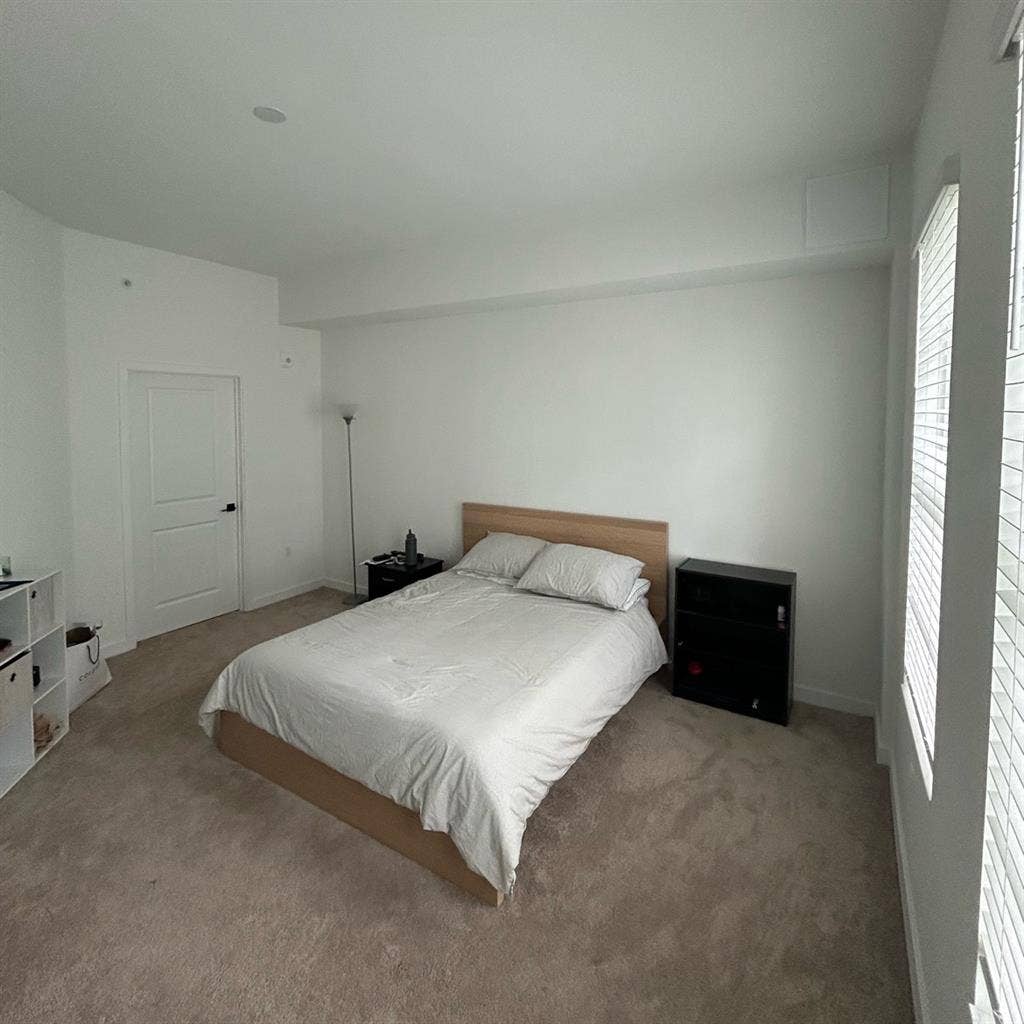 Master Bedroom FOR RENT!