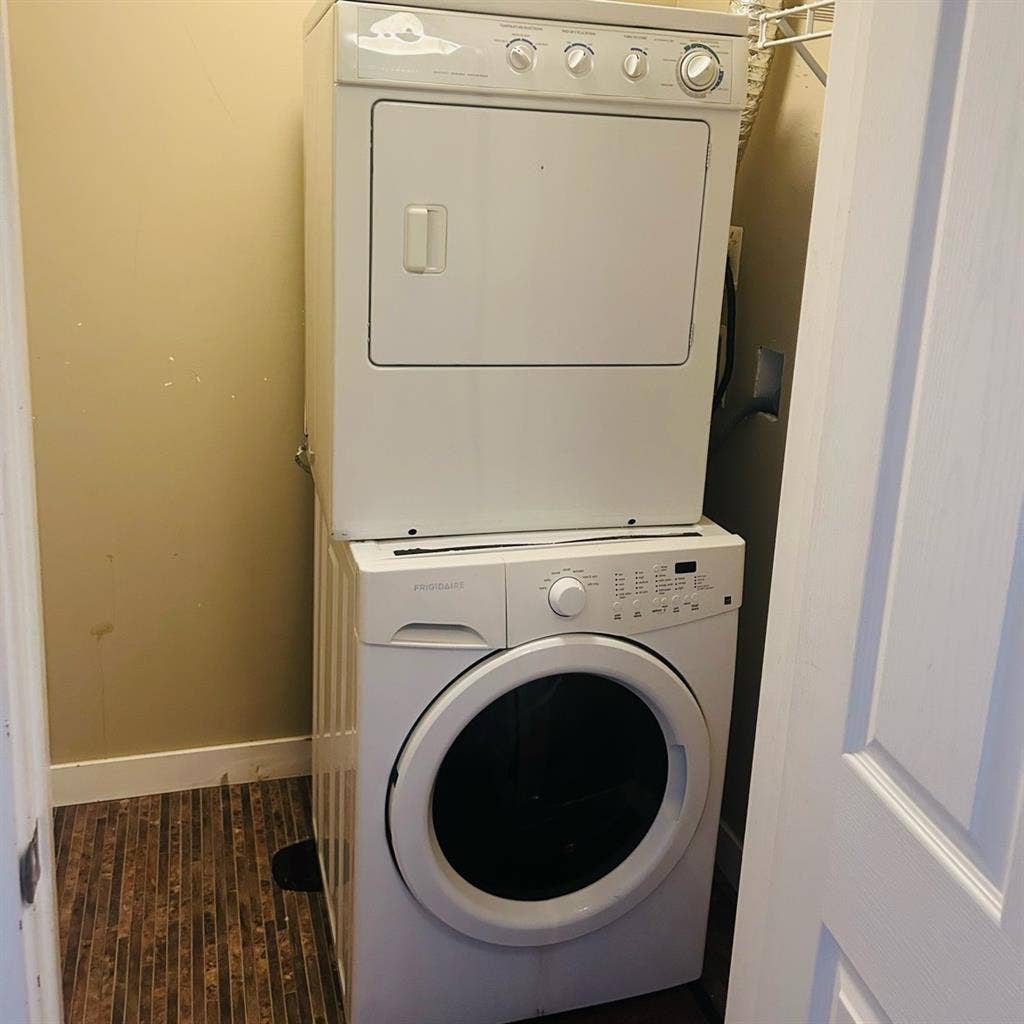 bath condo available