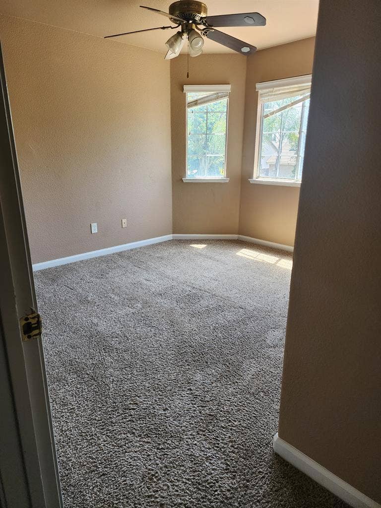 3 seperat bedrooms for rent