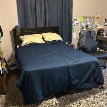 Extra large room to rent North Dal