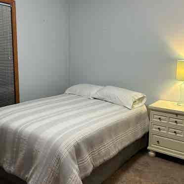 Crown Point, IN Room To Rent