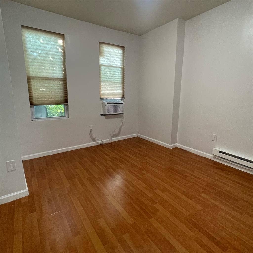 2 Bedroom Apartment in South Philly