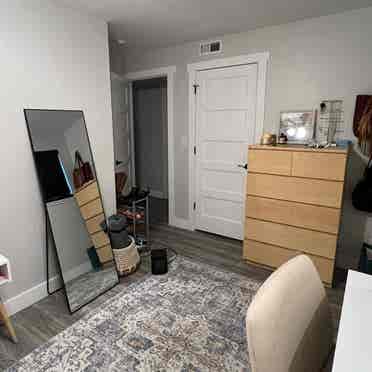 Sublease in Salt Lake City!