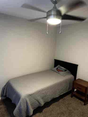 Room for Rent in North Phoenix