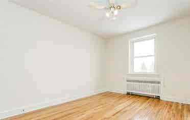 Spacious apartment near Byward!