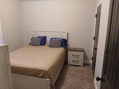 Rooms for rent in Loganville.