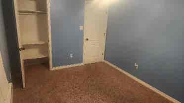 1 Room/Bathroom, Free Utilities