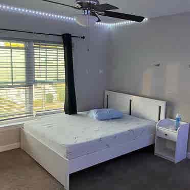 Furnished room in a 4bedroom home