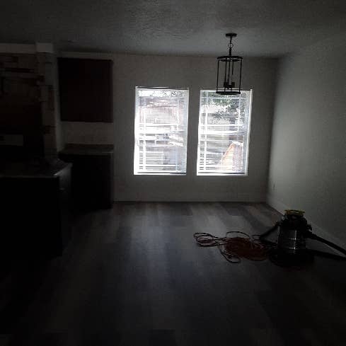 Looking for roomates, sq ft hou