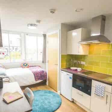 STUDIO FLAT - Nottingham