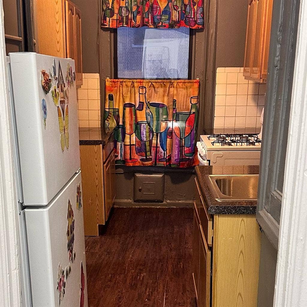 Private Room in the Bronx Available