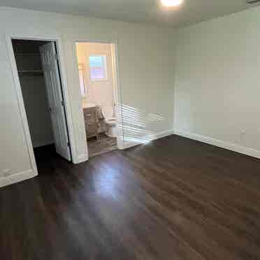 Master Bedroom Private Bathroom