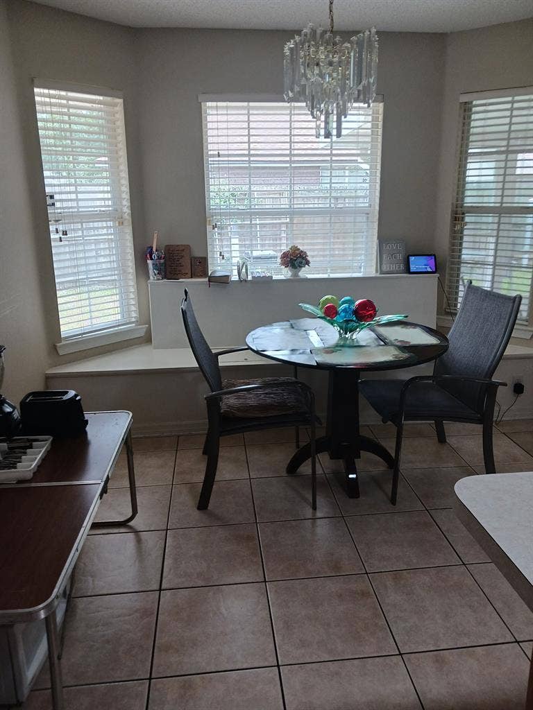 Room in Jacksonville/Orange Park