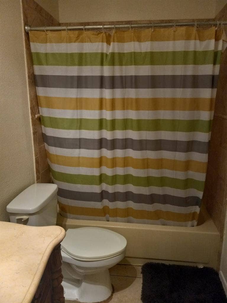 Large Room w/Private Bathroom