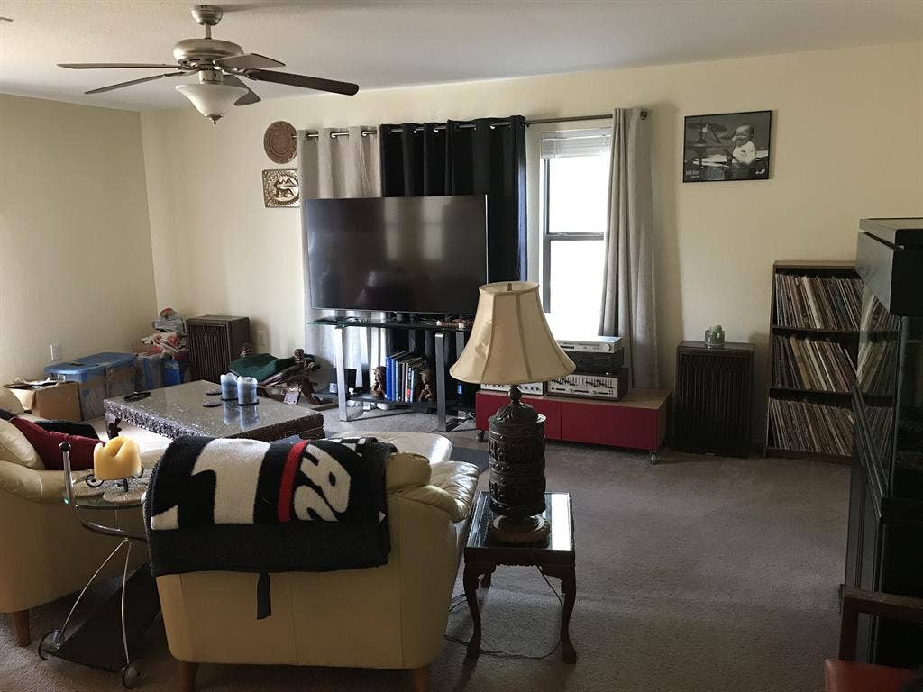 Room available now South Austin