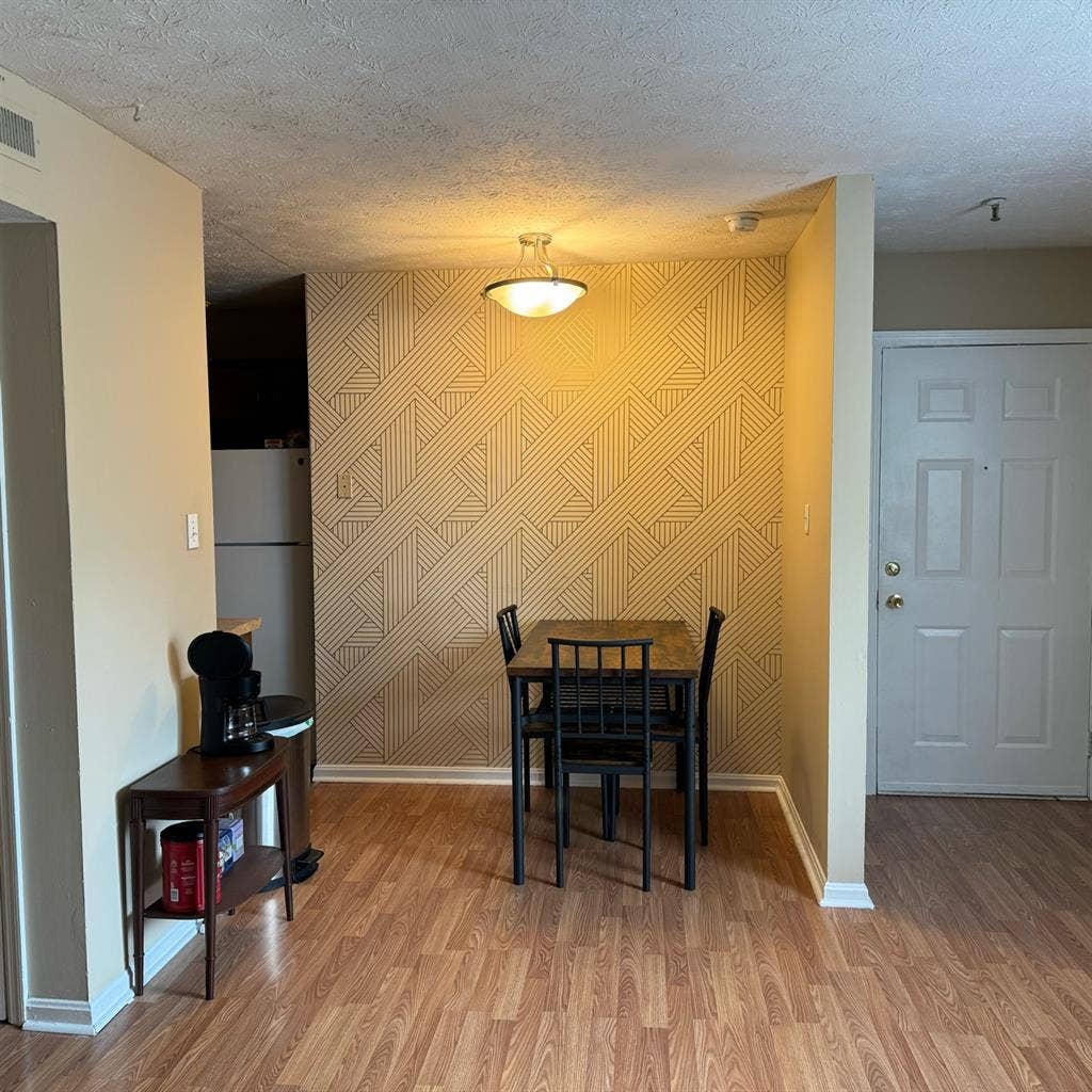 Bedroom Sublease