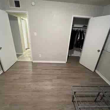 Room for rent in central Phoenix!