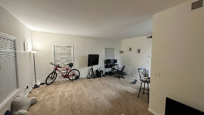 Spacious Studio in Milford Downtown